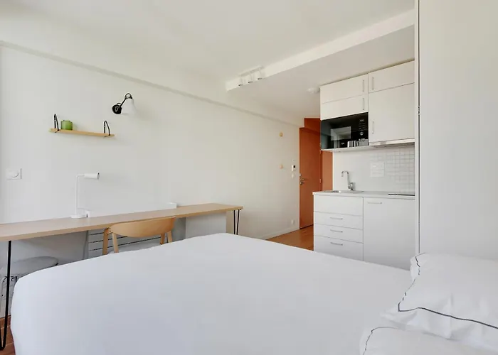 Arc De Triomphe Avec Rooftop Apartamento *